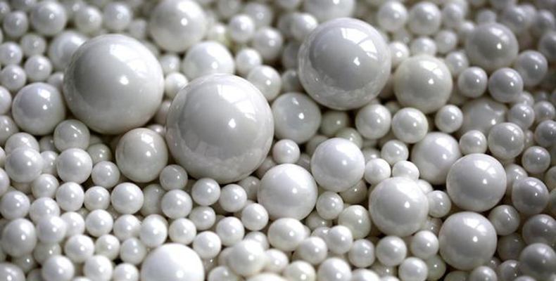 Zirconia Ball with Electrical Insulation Property for Electronic Component Mater